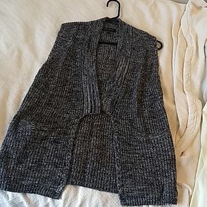 Banana republic sleeveless Merino wool cardigan